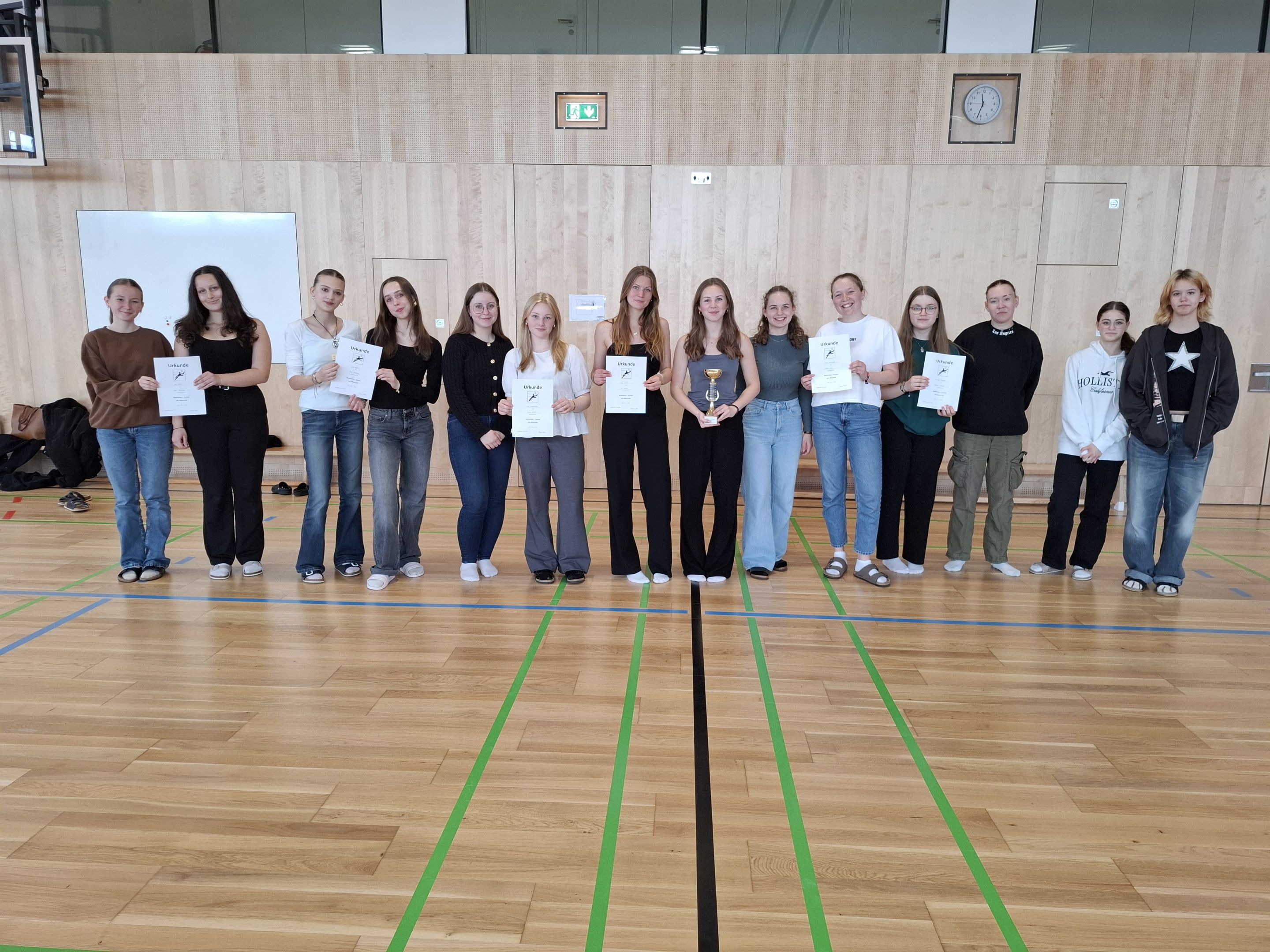 Badminton - Mädchen - Oberstufe.jpg